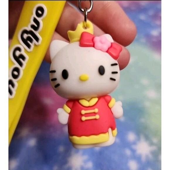 Hello Kitty Crown Wristlet Keychain Yellow Rubber Sanrio "Only You" Love - Picture 2 of 4